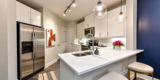 92 West Paces Gallery 16