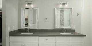 2821 N 28TH Place Gallery 11