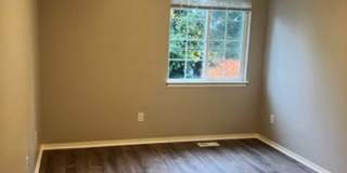 Fully renovated Renton Highlands 3-bedroom, 2.5 bath, 1234asf townhome. Gallery 23