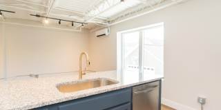 614 E Main Street Gallery 5