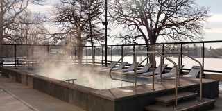The Reeve Gallery 37