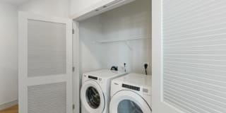 The Ian Apartments Gallery 24