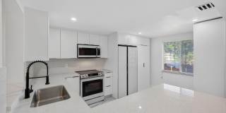 14375 Strathmore Lane Gallery 8