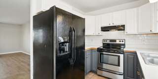 Updated Home in Sunnyside! Gallery 12