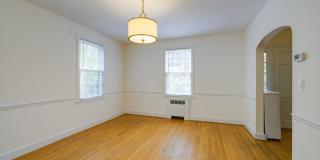 Charming & Spacious Colonial in N Cleveland Park w/Park-Like Rear Garden & Detached Garage Gallery 26