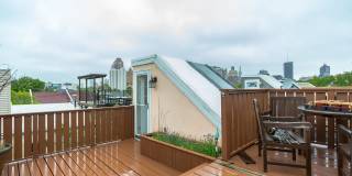 Beautiful 2 Bedroom, 2 Bathroom Historical Row Home Gallery 11