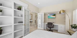 9 Agostino Gallery 28