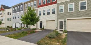 215 STARRY WAY Drive Gallery 1