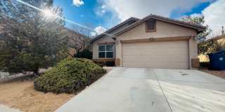 4 bed 2 bath home in Huning Ranch. Gallery 1