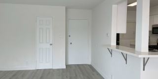 1815 N. Harvard Blvd. Gallery 8