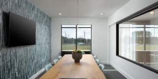 Alta Davis Gallery 33