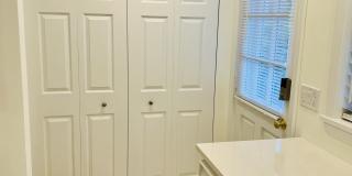 1058 Wilmette Avenue Gallery 17