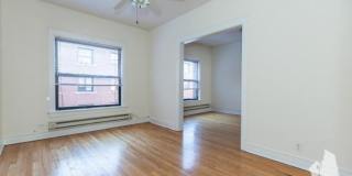 819 West Waveland Gallery 1