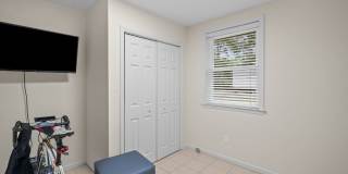 Southside Savannah Gem – 4BR Home in Windsor Forest with Sunroom & Patio Gallery 21