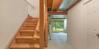 91 PREMIER Court Gallery 39