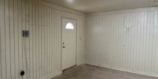 3/2/2 Newly painted! ALL BILLS PAID! Gallery 34