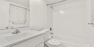 Tennis Towers Apartments Gallery 30
