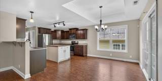 Pet Friendly Four Bedroom! Gallery 14