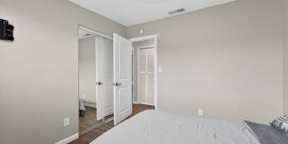 5 bedrooms 3 baths lots of off street parking private yards Gallery 28