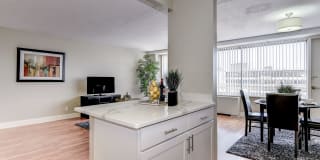 Crystal Plaza Apartments Gallery 19