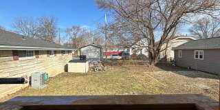 Immediate Move-In! Renovated 2BR House Near Ball State w/ Fireplace & Outdoor Space Gallery 23
