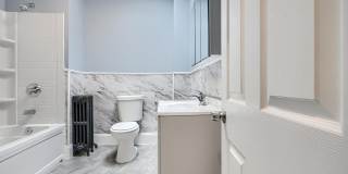 2533 W LOMBARD Street Gallery 29