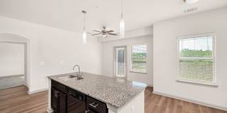 Boulevard at Lakeside Gallery 4