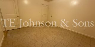 Comfortable 2 Bedroom Living with All Utilities Included on Oakcroft Gallery 13