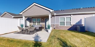 Insignia Apartments Gallery 14