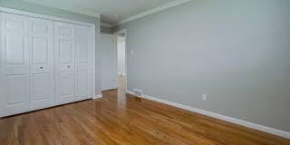 $2300 3 bed 2 bath bungalow Gallery 23