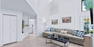 2442 Windsor Way Court Gallery 8