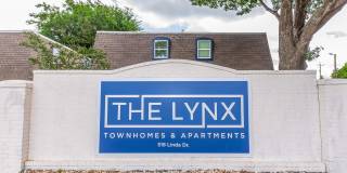 The Lynx Apartments and Townhomes Gallery 24