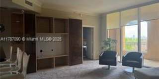 3001 Northeast 185th Street Gallery 40