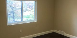 Absolutely Stunning Single Family in Bloomfield! Gallery 14