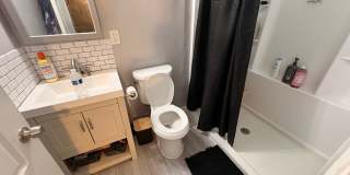 Updated 3 Bedroom Home in Hanford Gallery 11