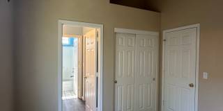 Beautiful 3 Bed + Bonus Room, 2.5 Bath Home! Gallery 21