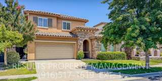 Spacious and upgraded 4 Bed 3 Bath Roseville Home Gallery 1
