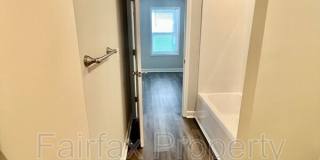 724C Liberty St. Gallery 22