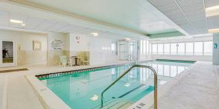 Elegance and Beachfront Condo Living Gallery 35