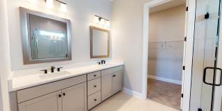 Luxury Toll Brothers Home with $150K+ in Designer Upgrades Gallery 27