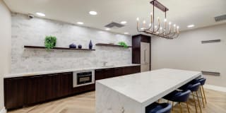 Ferrante Ferrante Gallery 69