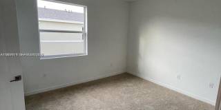 440 Northeast 4th Street Gallery 7