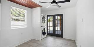 Beautiful S. Tampa 3BR/2BA remodeled home with covered parking in sought out school district. Gallery 13