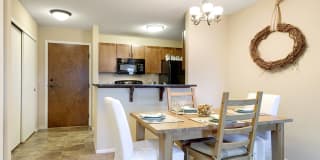 Regency Woods Gallery 8