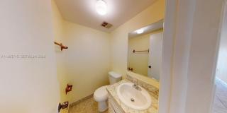 1955 NE 135th St Gallery 14