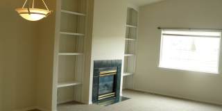 2 Bedroom, 1.5 Bath Townhome Gallery 6