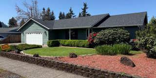 Well-kept house in desirable Thurston neighborhood! Gallery 3