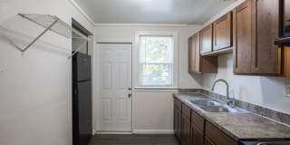 Spacious 3 bedroom, 1 Bathroom Upper Level Duplex Apartment Gallery 11