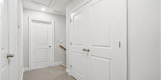 407 Lincoln Street Gallery 33