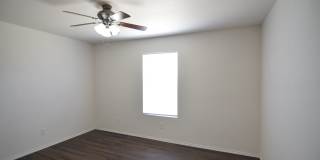 300 Curtis Dr Gallery 19